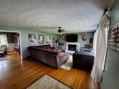 419 Meadowbrook Dr, Newark, OH 43055 - photo 4