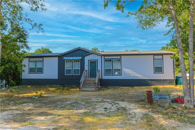 480 Christopher Dr, Eddy, TX 76524 - photo 2