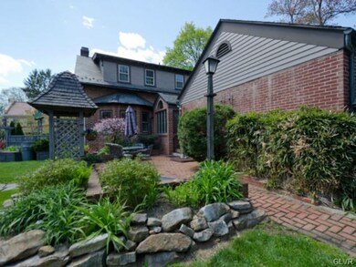 221 N 30th St, Allentown, PA 18104 - photo 3