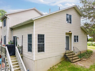 14 Deerwood Ct, Albany, NY 12208 - photo 4