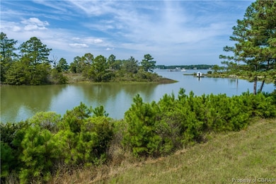 Scenic creek & river views!