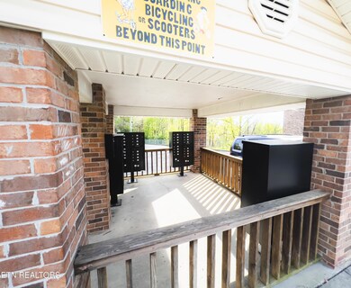 1319 Bell Ridge Rd, Johnson City, TN 37601 - photo 5