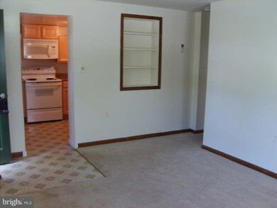 7135 Ellison St unit LOWER LEVEL #2, Falls Church, VA 22046 - photo 6