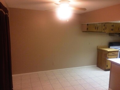 dwnstrs_kitchen_3