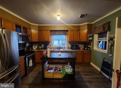 518 N 2nd St, Vineland, NJ 08360 - photo 3