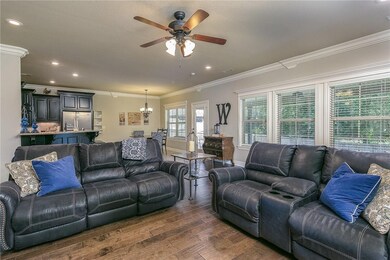 711 Yale St Bentonville, AR 72712