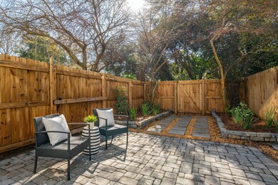 Gorgeous Private Courtyard