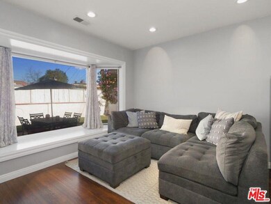 Large Bay Window