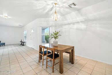 8464 E Via Cortina de Madera, Tucson, AZ 85747 - photo 7