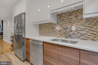 454 M St SW unit 1, Washington, DC 20024 - photo 2