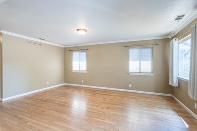 2284 Saturn Skyway, Redding, CA 96002 - photo 2