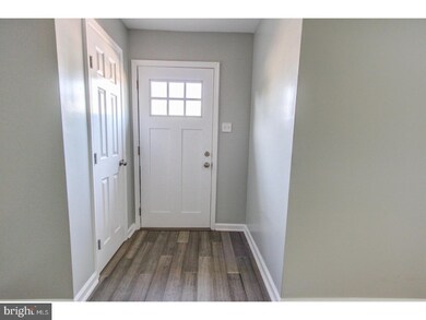 417 Colonial Dr, East Greenville, PA 18041 - photo 2