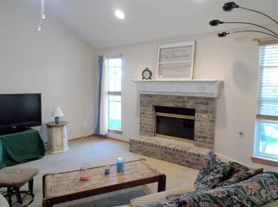 407 Rachael Cir, Raymore, MO 64083 - photo 3