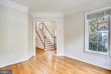 4704 Monaco Cir, Bethesda, MD 20814 - photo 5