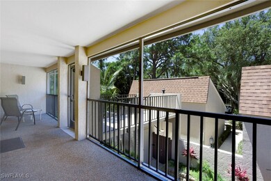 15400 Cedarwood Ln unit 204, Naples, FL 34110 - photo 5