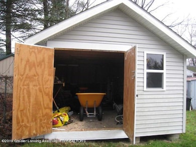 5833 Hilliard Rd, Lansing, MI 48911 - photo 4