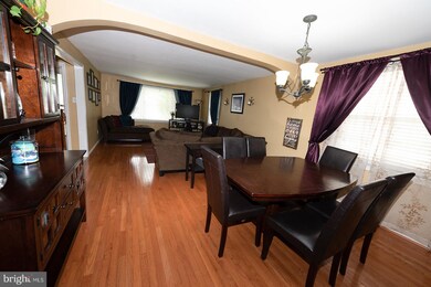 23 Locust Rd, Morton, PA 19070 - photo 6