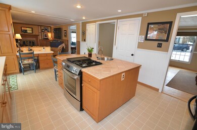 9494 Sylvan Dell, Columbia, MD 21045 - photo 6