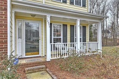 Fabulous covered front porch!