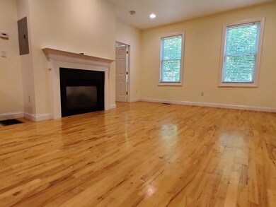 8 Mullins Ct unit 1, Cambridge, MA 02141 - photo 6