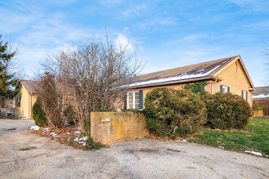 5841 Forest Hills Blvd unit 5843, Columbus, OH 43231 - photo 2