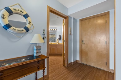 415 N Lake St unit 602, Port Washington, WI 53074 - photo 3