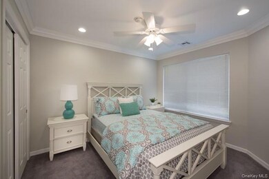 5000 Townehouse Dr unit 3102, Coram, NY 11727 - photo 7