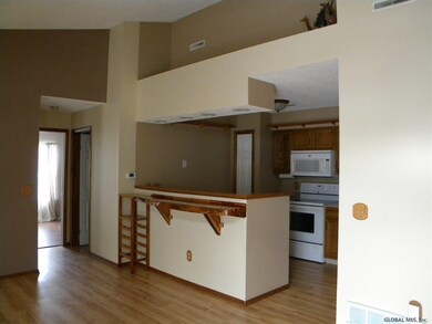 223 Hampton Place Blvd, Troy, NY 12180 - photo 7