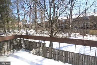 10627 High Beam Ct, Columbia, MD 21044 - photo 2