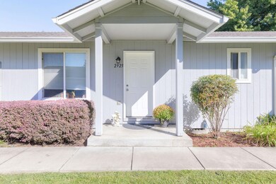 10-web-or-mls-2921-galaxy-way