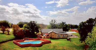 912 W Park Ave, Weatherford, TX 76086 - photo 3