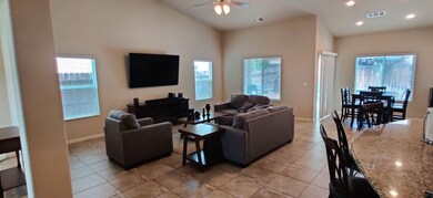 6580 E Dayton Ave, Fresno, CA 93727 - photo 4