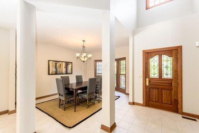 Dining Foyer