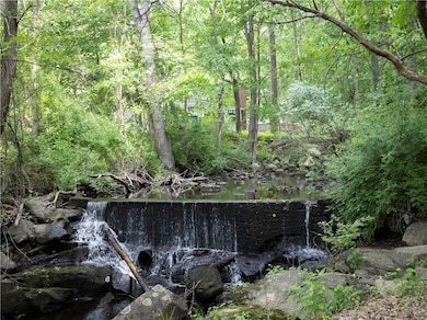 295 Main St, Cranston, RI 02823 - photo 4