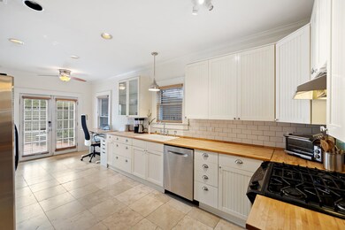 1132 W Gardner St, Houston, TX 77009 - photo 6