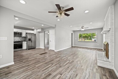 08-Family Room