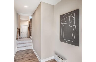 123 Peyton Place, New Brunswick, NJ 08901 - photo 2