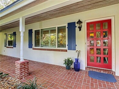 Exterior Front Entry
