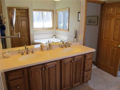 3753 Timbercrest Ct, Erie, PA 16506 - photo 5