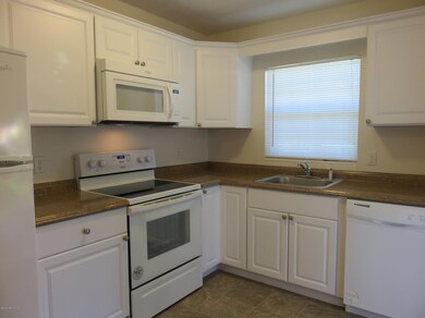 5421 Moret Dr E, Jacksonville, FL 32244 - photo 2