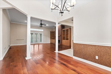 1110 Buena Vista Dr, Denton, TX 76210 - photo 4