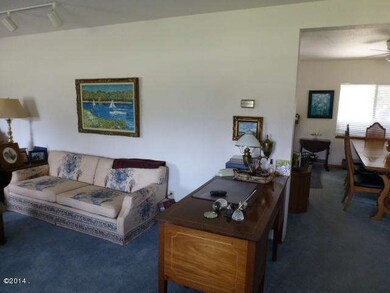 Living room 2