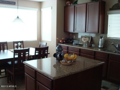 EAT IN KITCHEN