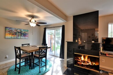 Dining room looing out towards the back yard