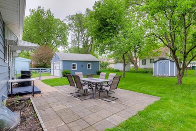 1015 68th St, Windsor Heights, IA 50324 - photo 6