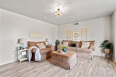 2026 11th Ave NW, Ardmore, OK 73401 - photo 3