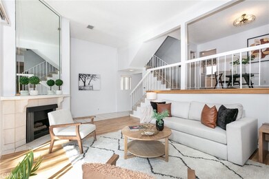 18425 Saticoy St unit 5, Reseda, CA 91335 - photo 2