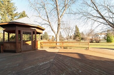 441 Fairway View Dr, Algonquin, IL 60102 - photo 6