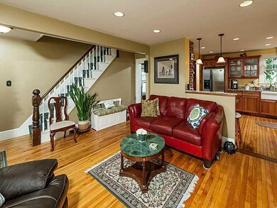 Living Room. Look At The Character!