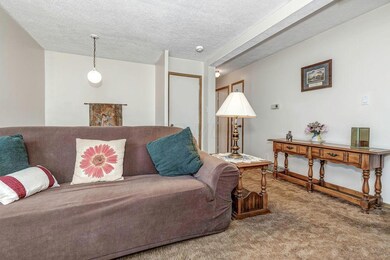 FamilyRoom-3